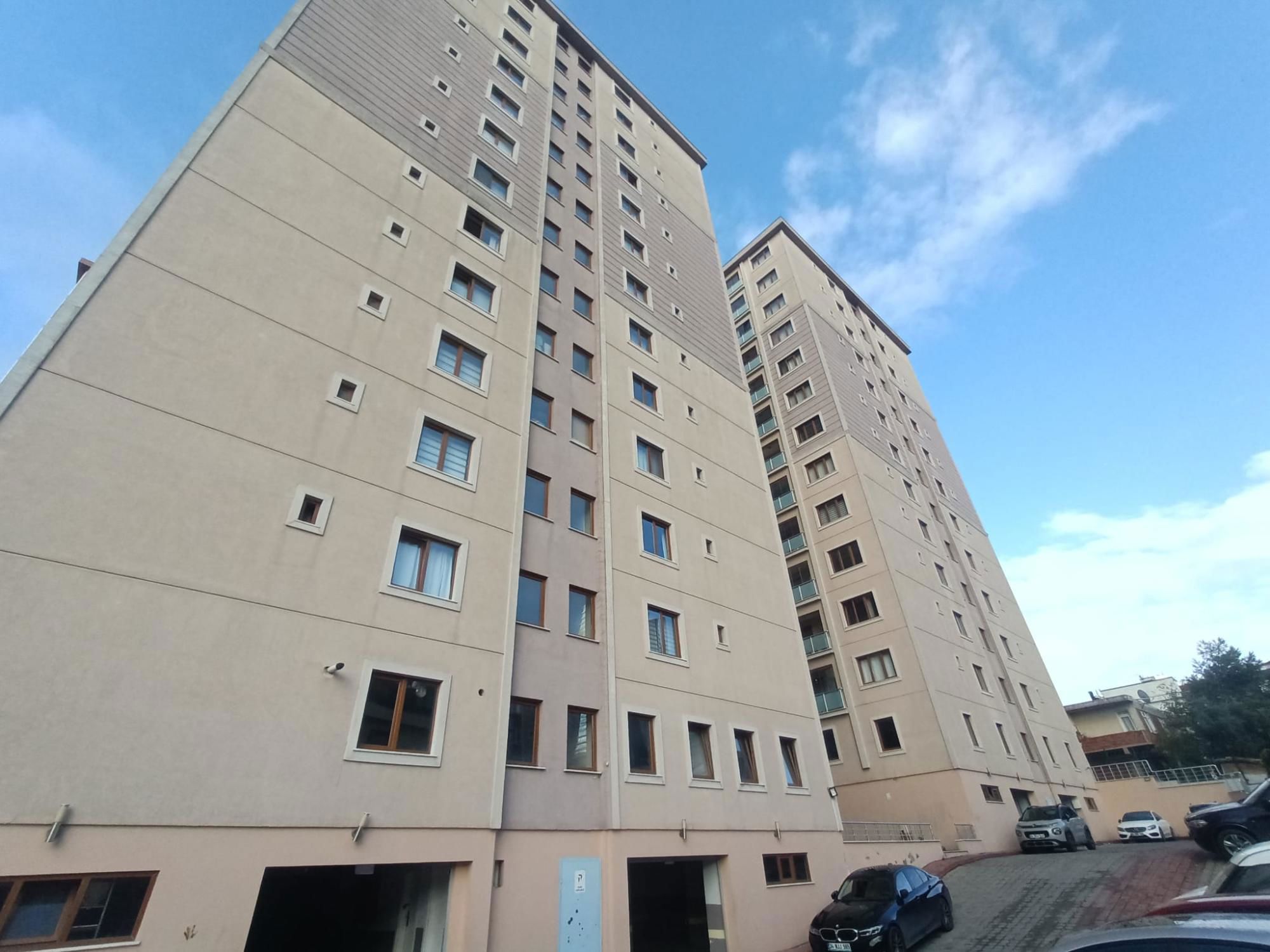 REMAX ERDAL TURAN'DAN LİLYUM KONUTLARINDA 10. KATTA 3+1