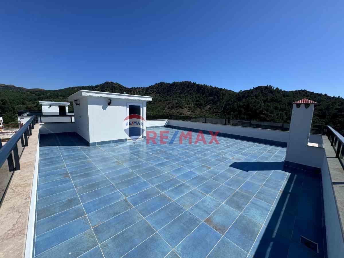 REMAX ERDAL TURAN'DAN DALAMAN'DA VİLLA BÖLGESİNDE HAVUZLU VİLLA