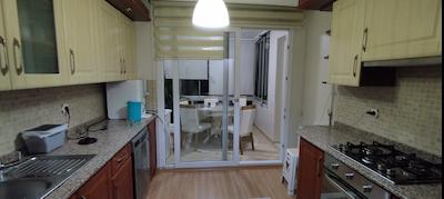 ALİAĞA MERKEZDE ARA KAT 3+1 SATILIK DAIRE