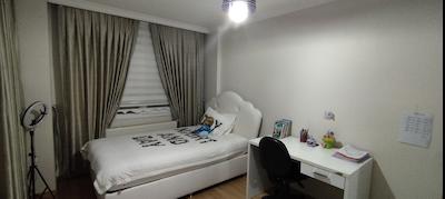 ALİAĞA MERKEZDE ARA KAT 3+1 SATILIK DAIRE