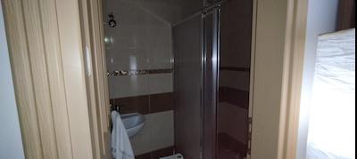 ALİAĞA MERKEZDE ARA KAT 3+1 SATILIK DAIRE