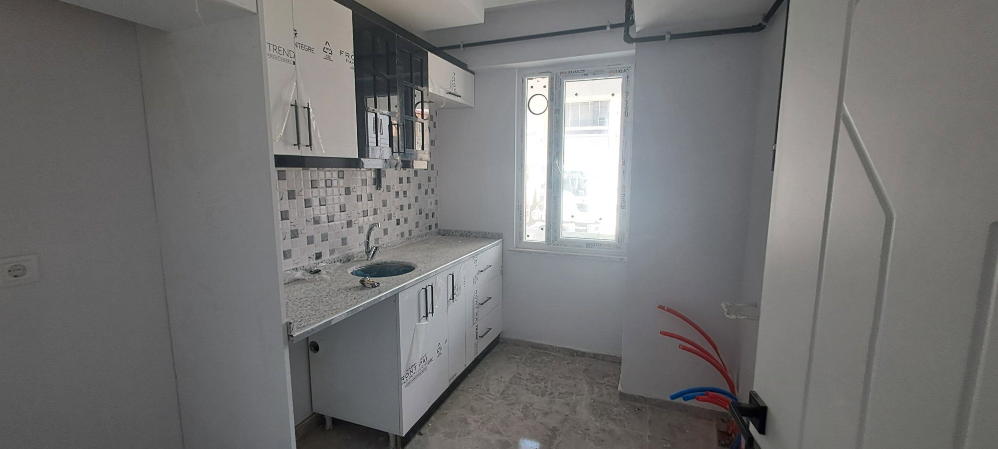 KAPAKLI'DA YENİ BİNA DA KİRALIK 2+1 DAİRE