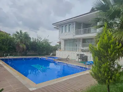 SILIVRI SANCAKTEPE DE EŞSIZ VILLA