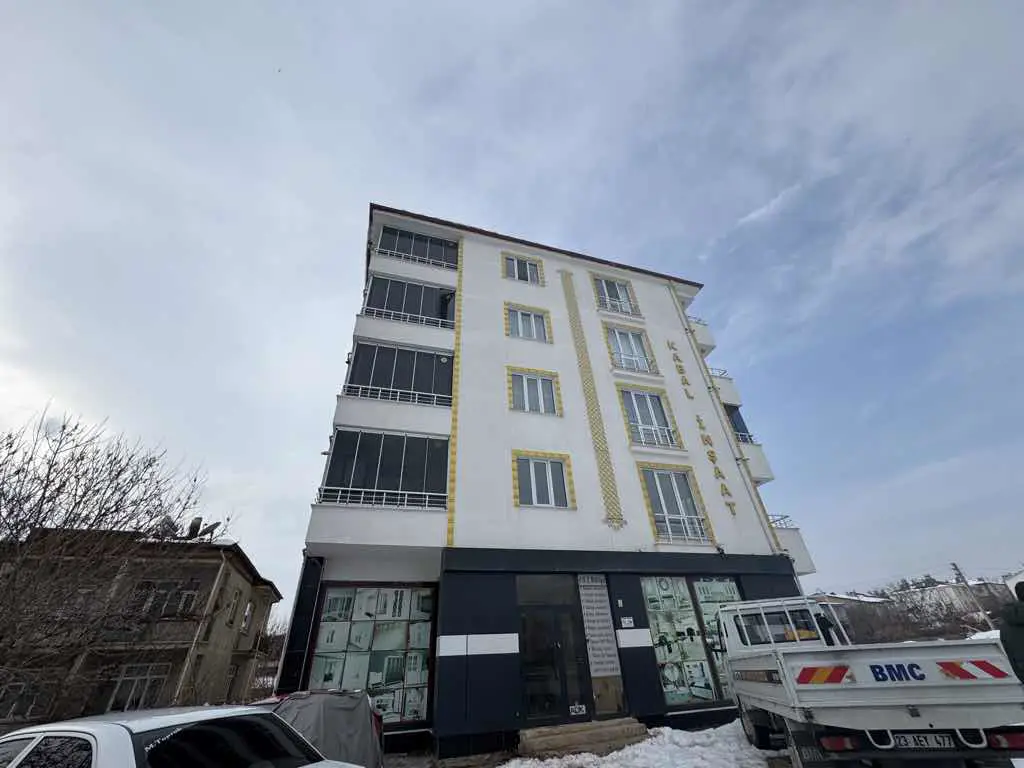 ACİLL SATILIK RE/MAX DEĞİŞİMDEN YAZIKONAKTA 3+1 DAİRE