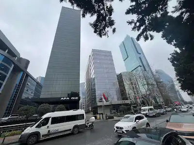 LEVENT 193’TE METRO YANI, 5-6 KIŞILIK TAM HIZMETLI PRESTIJLI OFISLER