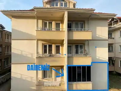REMAX MAVİDEN MERKEZİ YERDE 2+1 DÜŞÜK AMORTİSMAN YATIRIMLIK YER
