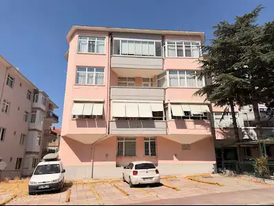 ÇANKAYA REFIK BELENDIR'DE ASANSÖRLÜ KAPALI OTOPARKLI SATILIK 4+1 DAIRE