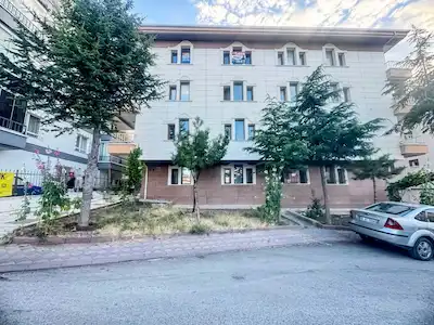 KEÇIÖREN ATAPARK TA UFUKTEPE CADDESI’NE YAKIN  ASANSÖRLÜ 3+1 SATILIK DAIRE