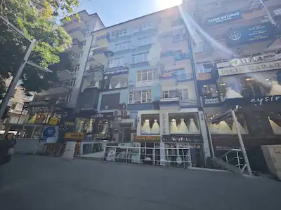 İZMİT MERKEZ KARABAŞ MAHALLESINDE KİRALIK 1+1 OFİS