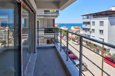 DİKİLİ GAZİPAŞA YAKAMOZDA EŞŞİZ DAİRE