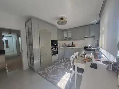 ÇEKMEKÖY MEHMET AKİF’TE ÖZELYAPIM/METORYA YAKIN 3+1 /125 M² NET | BALKONLU