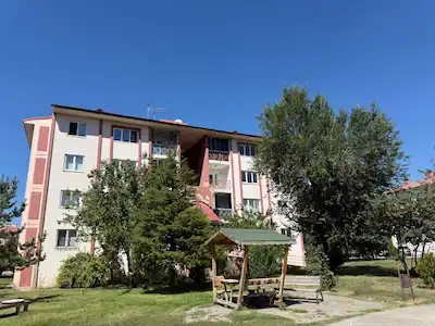 REMAX DEM'DEN ÇARŞI TOKİDE KİRALIK DAİRE