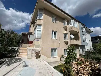 REMAX ARTIS'DEN YILDIZKENT'TE SATILIK TRIPLEKS VILLA