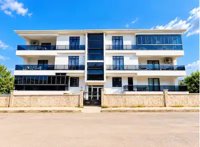 REMAX DEM'DEN DEMİRKENTTE 140 M2 GENİŞ 3+1 SATILIK DAİRE