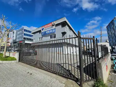 ÜMRANIYE PLAZALAR BÖLGESINDE KDV'LI 5910 M2 KOMPLE BINA