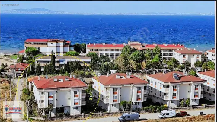 REMAX ŞEHİR KORU MUTLUKENT SİTESİNDE SATILIK 2+1 GİRİŞ KAT DAİRE