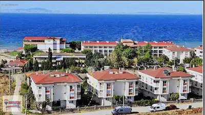 REMAX ŞEHİR KORU MUTLUKENT SİTESİNDE SATILIK 2+1 GİRİŞ KAT DAİRE