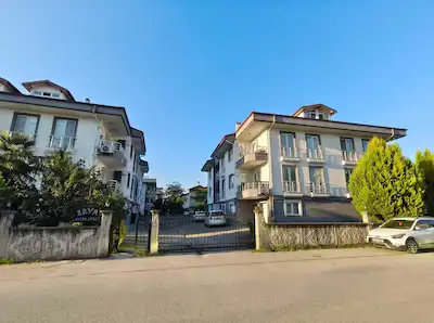 REMAX MAVİ'DEN SERDİVAN MİLLET BAHÇESİ YANI, 4+1, GARAJLI, DAİRE