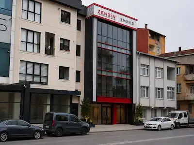 PİAZZA AVM KARŞISI ESENKENT METRO ÇIKIŞI SATILIK KOMPLE BİNA