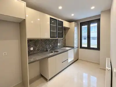 AMBARLI MERKEZDE SATILIK YEPYENİ 2+1 DAİRE | MERKEZİ KONUM