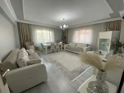BEYOĞLU KAPTANPAŞA'DA, POLAT AVM KARŞISINDA 3+1 SATILIK DAIRE