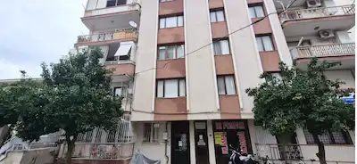 İZMİR SELÇUK ATATÜRK MAHALLESİ’NDE MERKEZİ KONUMDA, KİRACILI SATILIK 3+1 DAİRE