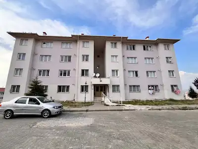 MAMAK ZİRVEKENT MAH. OSMANLI CAD ÜZERİ 1+1 FULL EŞYALI KIRALIK DAİRE