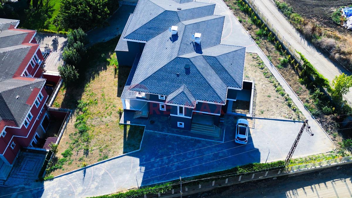 Remax Port Silivri Kavaklı'da 7+2 Sıfır Villa