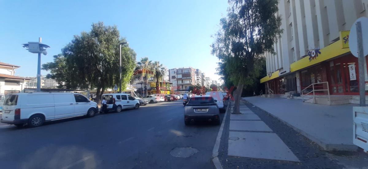 ALIAĞA K.DIRIK MH.AŞIKLAR YOLU CD.DE SATILIK 3+1 GENIŞ DAIRE