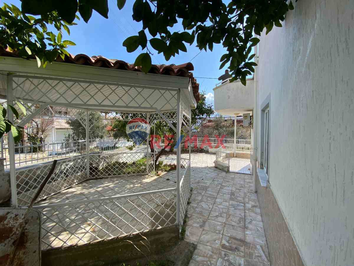 RE/MAX İNCİ'DEN ALTINOLUK AVCILARDA SATILIK MÜSTAKİL VİLLA 