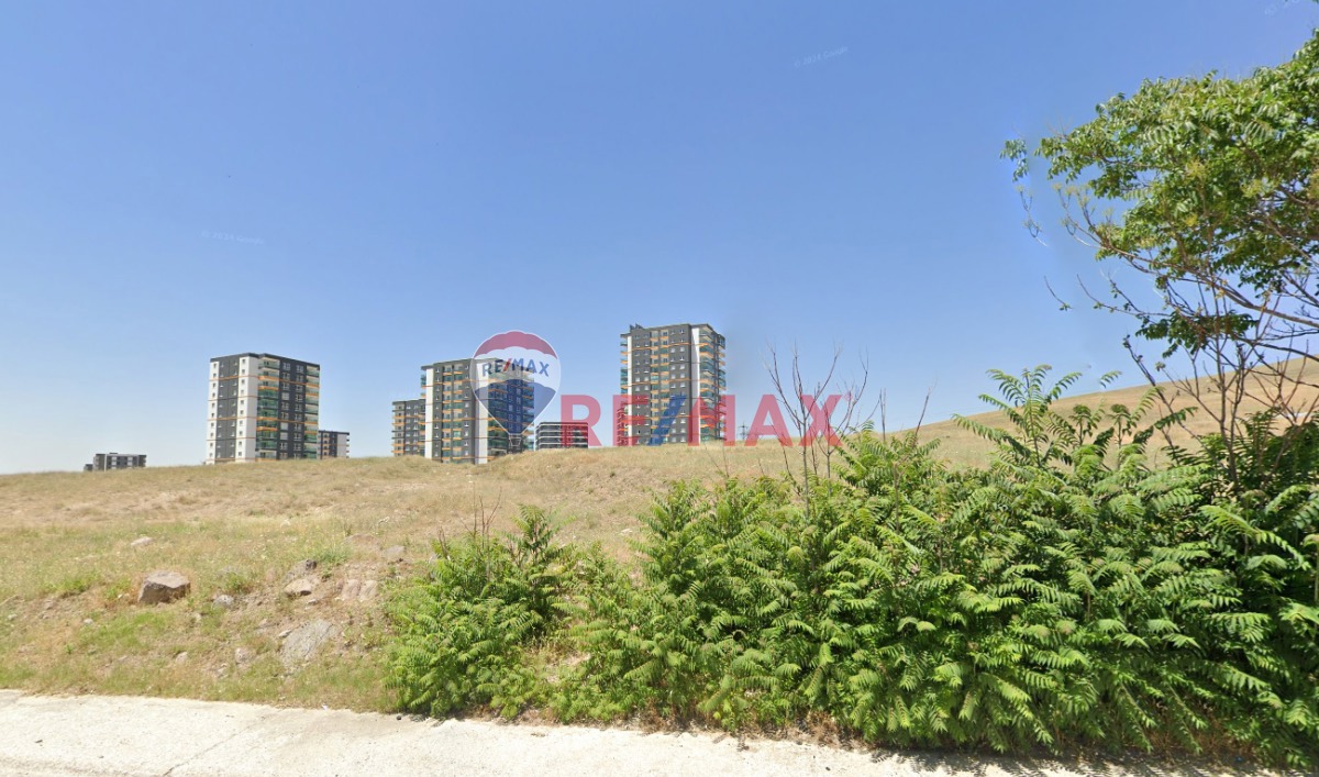 SİNCAN MEVLANA 1.70 EMSAL CADDE ÜSTÜ KONUT İMARLI SATILIK ARSA