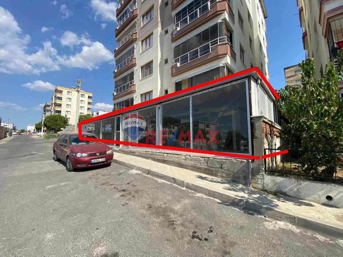 ALIAĞA YENI MH HASTANE KARŞISI KIRALIK 450 M² DÜKKAN/DEPO