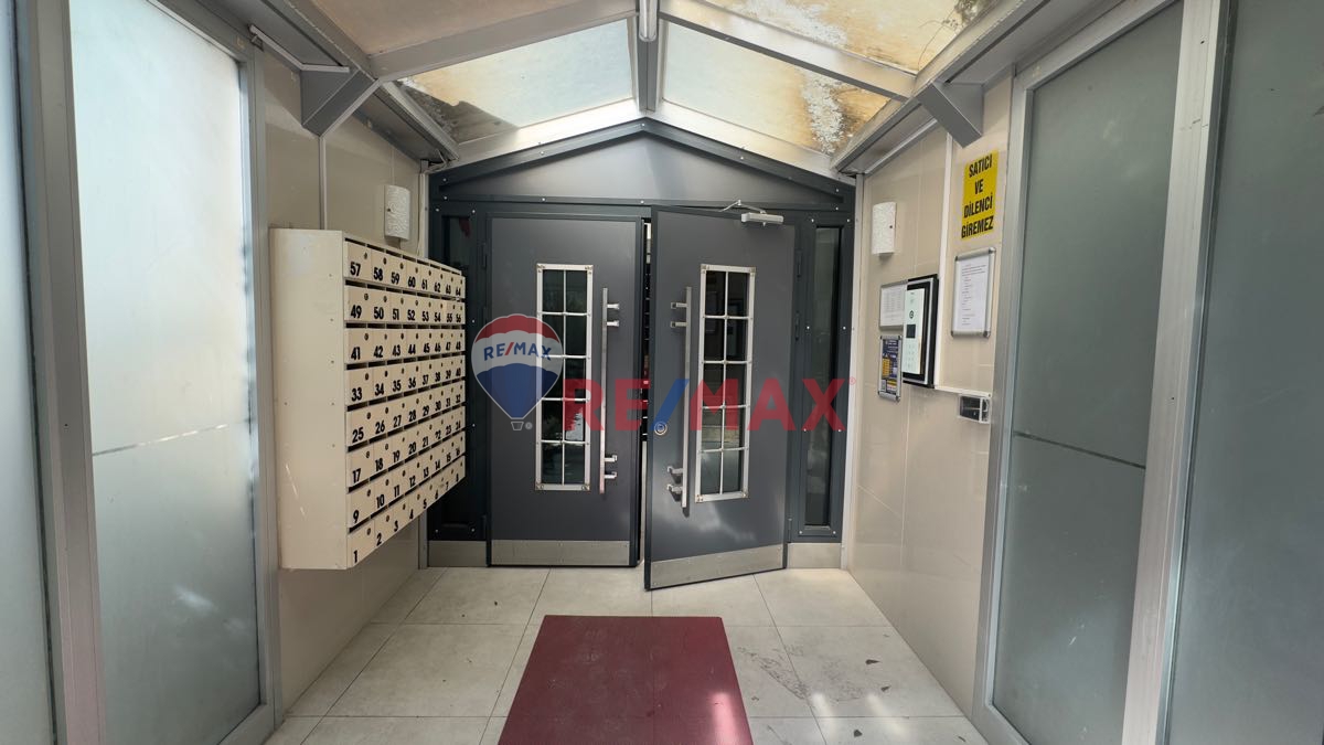 MERKEZİ KONUMDA DENİZ VE GÖL MANZARALI SATILIK 3+1 DAİRE