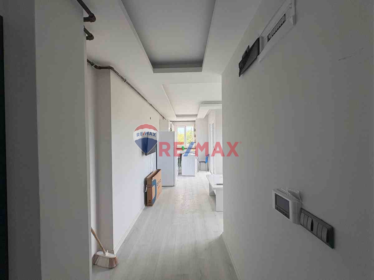 REMAX MODERN ONUR ÇİBİKCİ'DEN EŞYALI KİRALIK 1+1 DAİRE