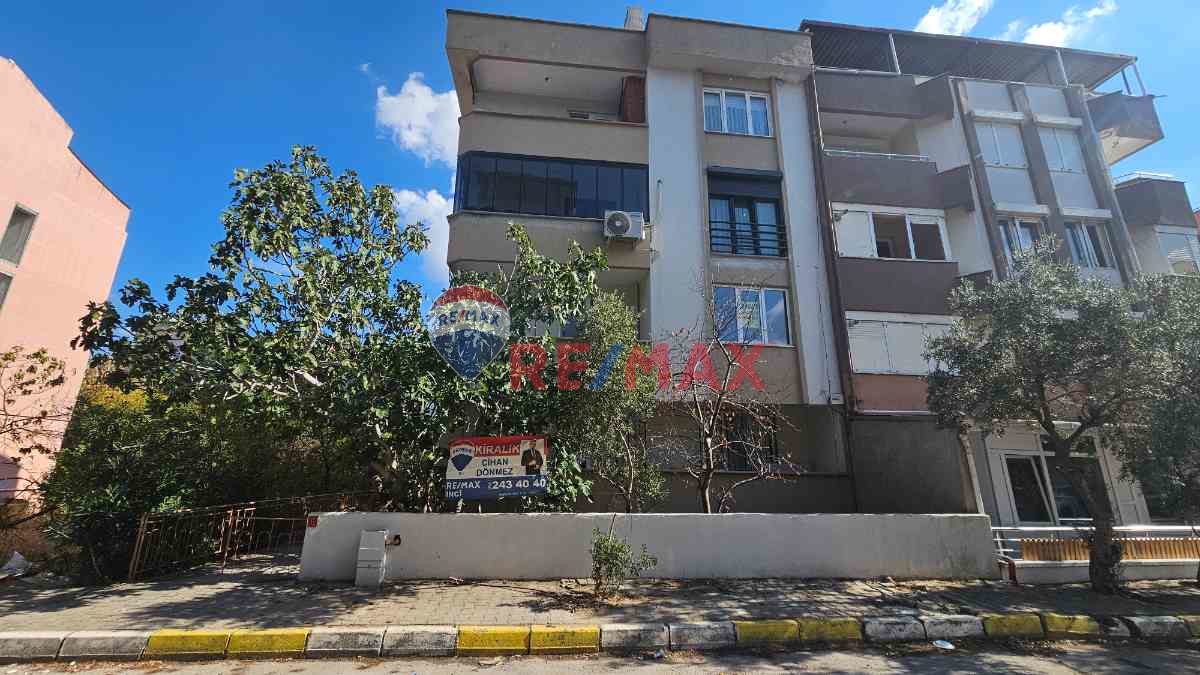 RE/MAX İNCİ'DEN BAHÇELİEVLERDE 2+0 TERASLI KİRALIK DAİRE 