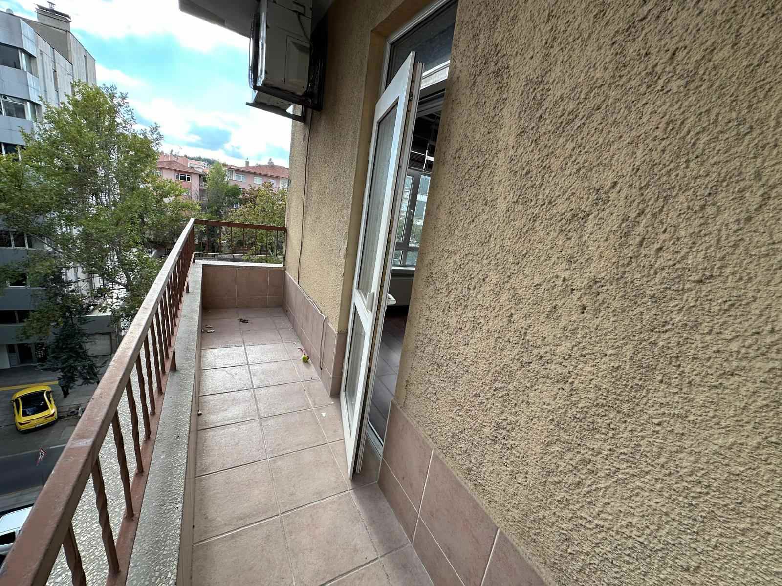 MALTEPE GMK BULVAR ÜZERİ 3+1 SATILIK DAİRE