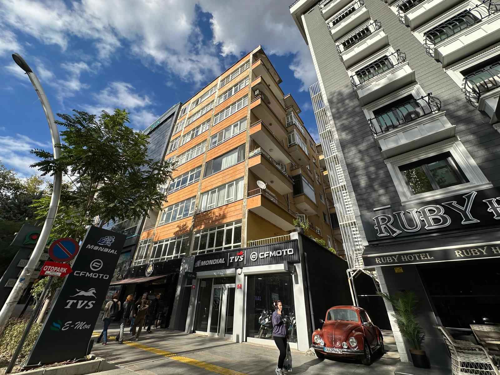 MALTEPE GMK BULVAR ÜZERİ 3+1 SATILIK DAİRE