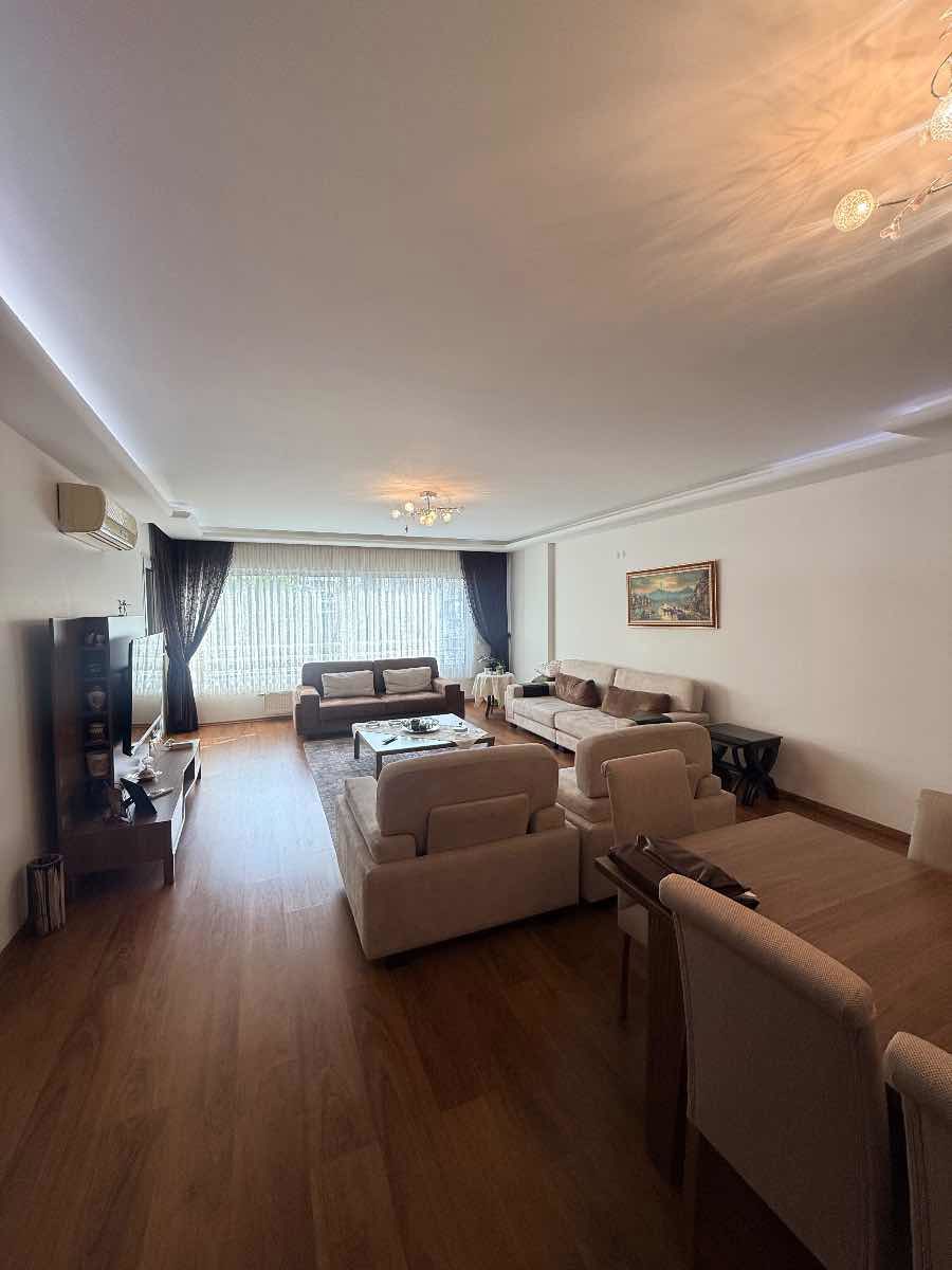 GÖZTEPE MAH. 4+1 200M2 EŞYALI KİRALIK LÜKS DAİRE