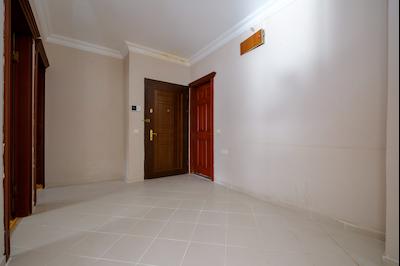 ÇUKURAMBAR'DA GENİŞ VE AYDINLIK 4+1 KİRALIK DAİRE