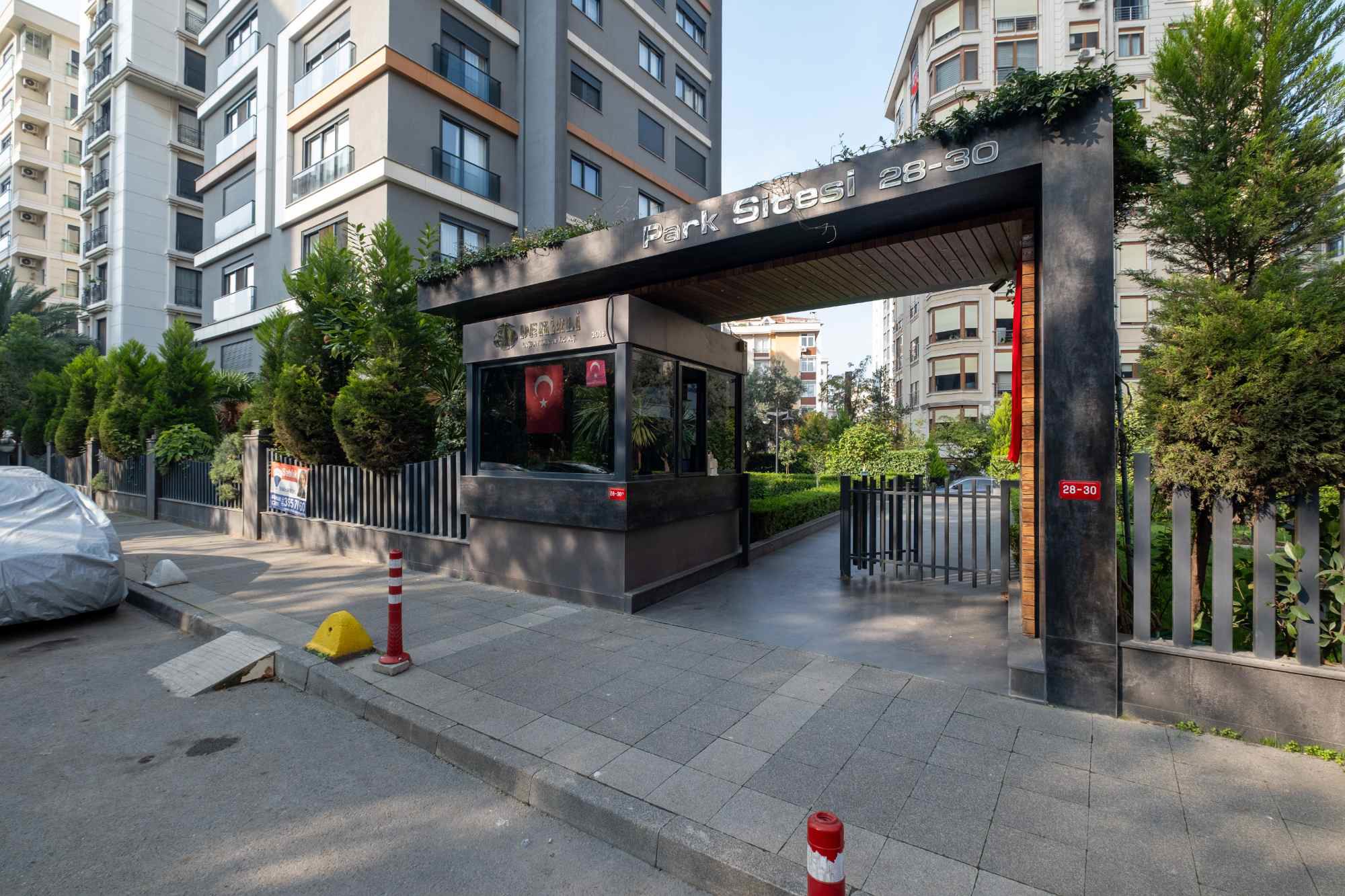 BAĞDAT CAD FENERYOLU SITE IÇINDE FULL PARK MANZARALI GÜVENLIKLI