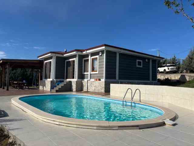 SEDİR AĞAÇLARI ARASINDA KENDİ CENNET KÖŞENİZ