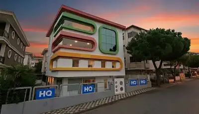İŞ DÜNYASININ KALBINDE: ATAŞEHIR A+ BINADA HAZIR OFIS FIRSATI | 5-6 KIŞILIK