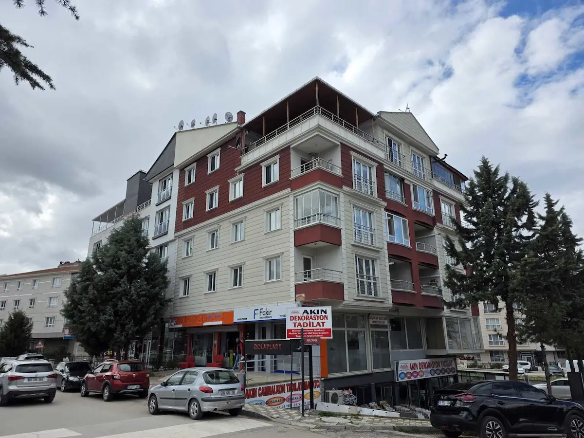 ERYAMAN'DA 5+1 KAPALI TERASLI SATILIK GENIŞ DUBLEKS DAIRE
