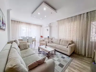 DİDİM YENİMAHALLE' DE SATILIK 3+1 ASANSÖRLÜ ÇOK GENİŞ ARA KAT DAİRE