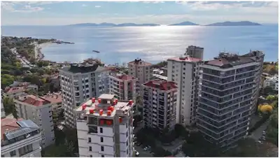 CADDEBOSTAN'IN EN DEĞERLİ BÖLGESİNDE SIFIR 1+1 SATILIK DAİRE