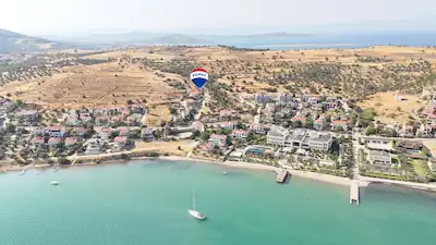 AYVALIK CUNDA'DA DENIZ MANZARALI SATILIK ARAZI