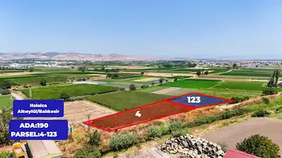 RE/MAX MİD'DEN MERKEZ'DE BULUNAN HALALCA MAH. SATILIK TARLA