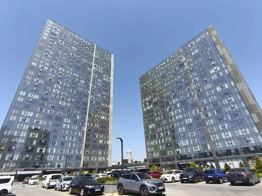 BASIN EKSPRES İSTOÇA YAKIN SİTE İÇİNDE KİRALIK 2+1 DAİRE