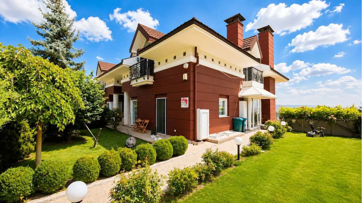 TAŞPINAR ÇIÇEKKENT VILLALARI SATILIK GÖL MANZARALI MÜSTAKIL VILLA