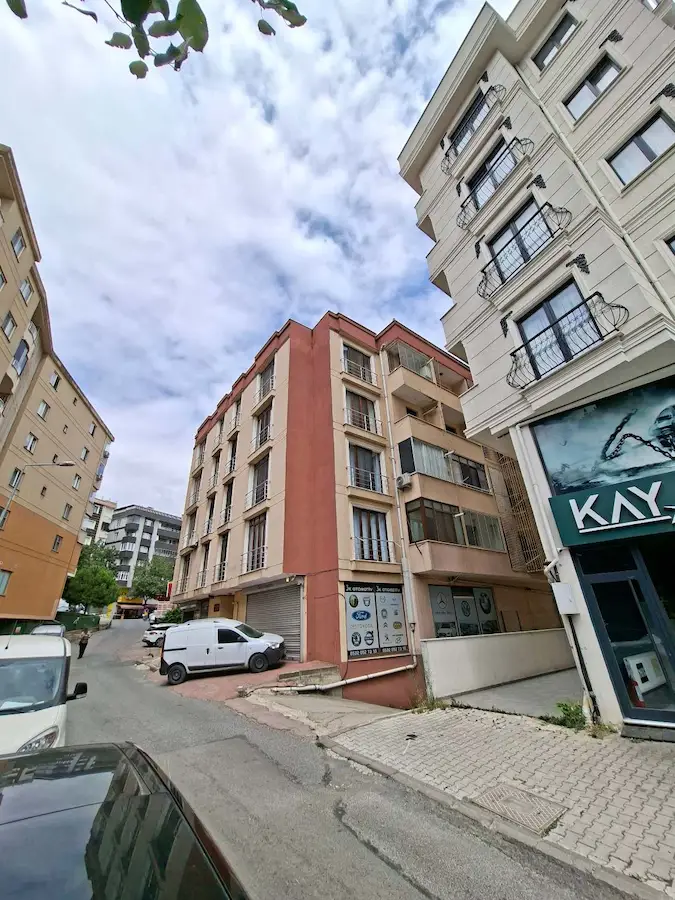 KOCAELI GEBZE HACIHALIL MAH. 3+1 130 M² KIRALIK DAIRE